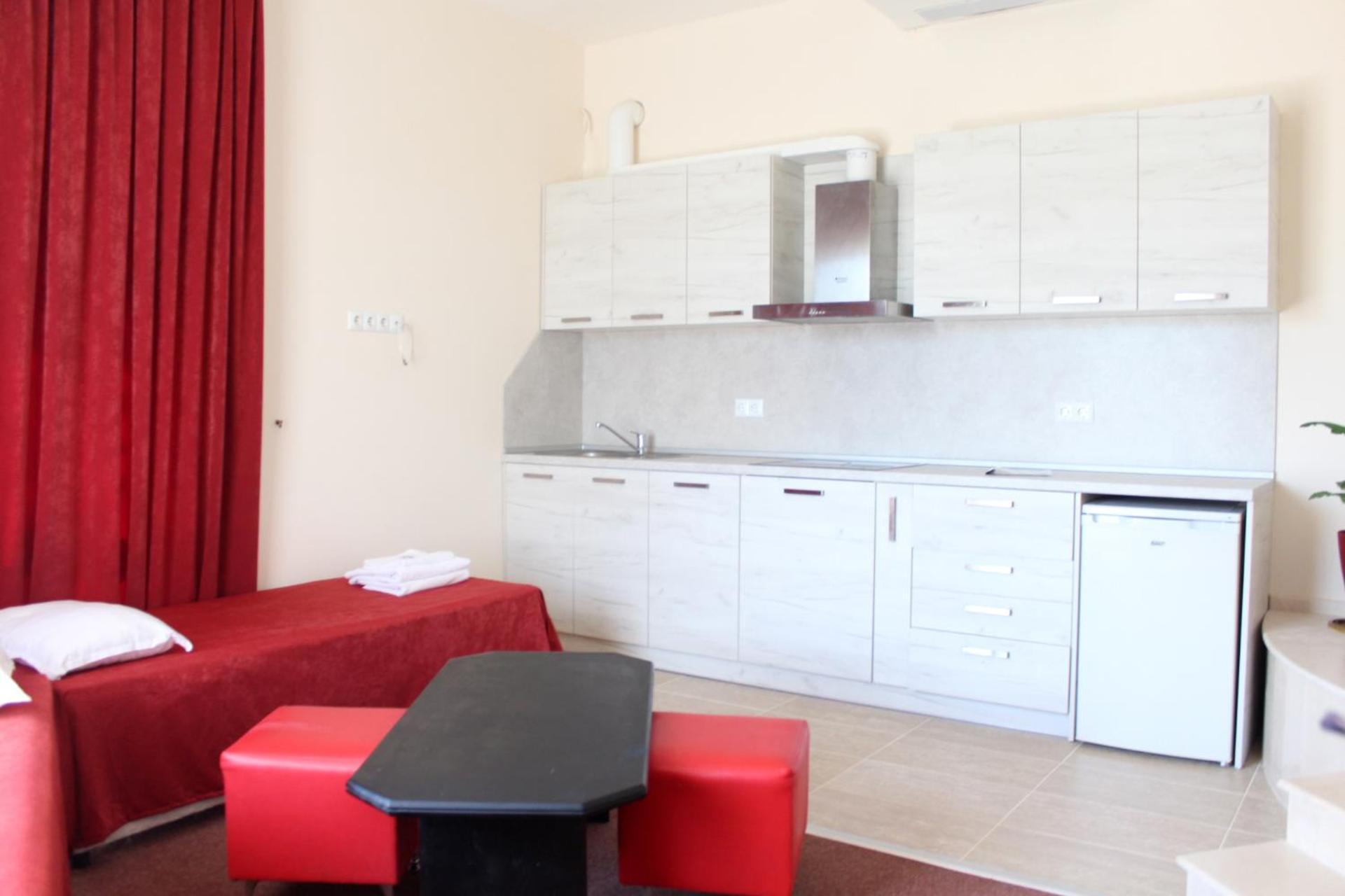 Complex Pika Hotel Golden Sands Phòng bức ảnh